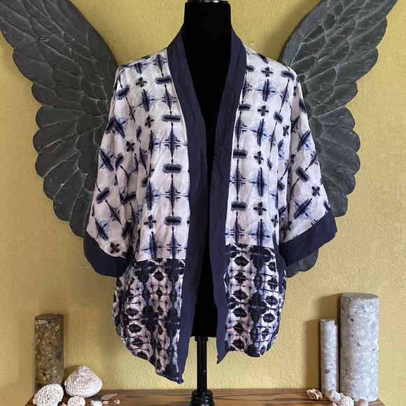 Twik Kimono Style Cardigan Top